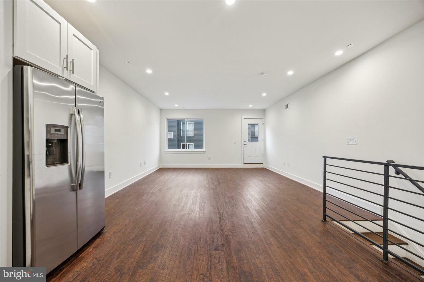 Property Photo:  1225 N 5th Street 2  PA 19122 