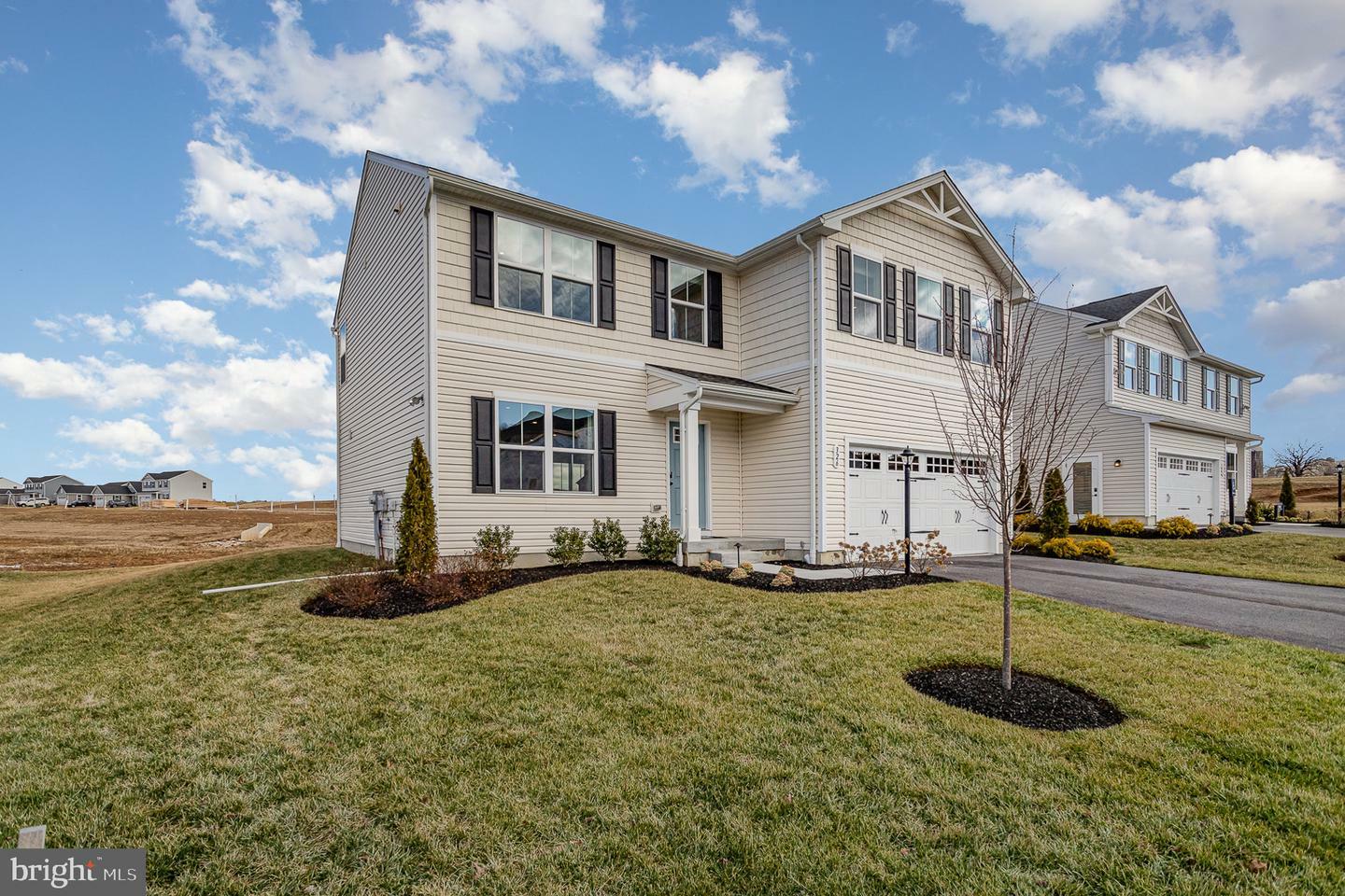 Property Photo:  326 Creekside Drive  PA 17560 