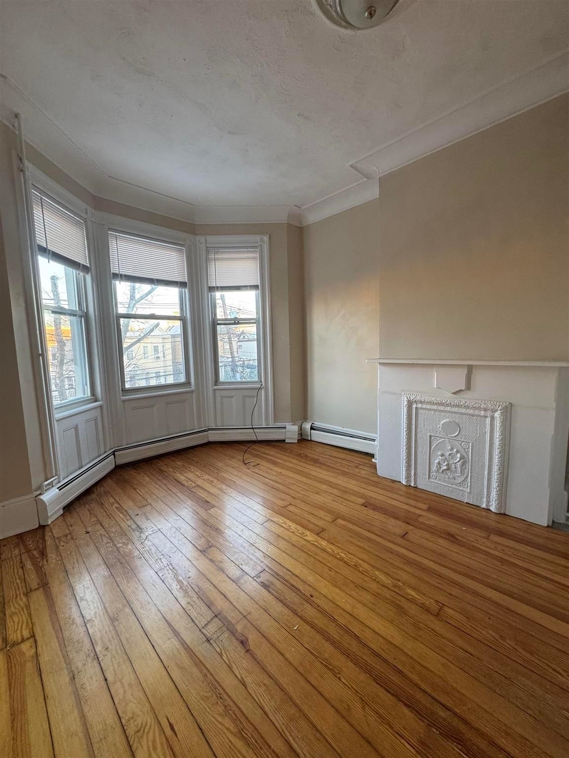 Property Photo:  31 Carlton Ave 3  NJ 07307 