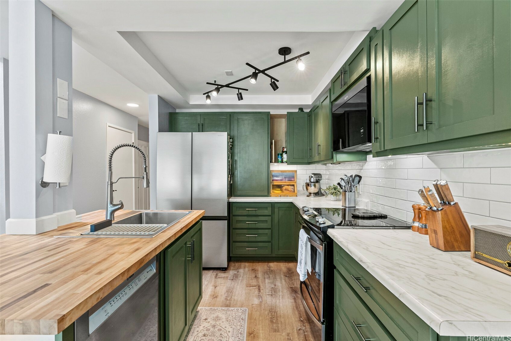 Property Photo: 47-228 Hui Akikiki Place A/701 HI 96744