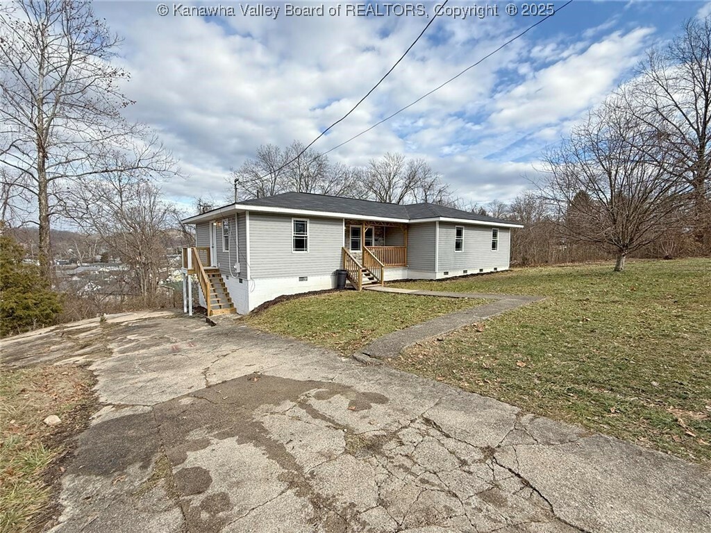 Property Photo:  5346 Main Drive  WV 25309 