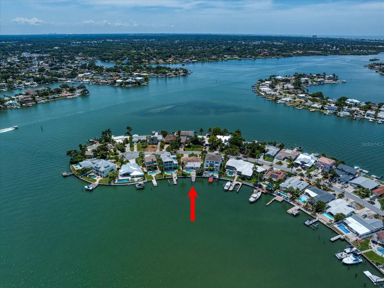 Property Photo:  476 Harbor Drive S  FL 33785 