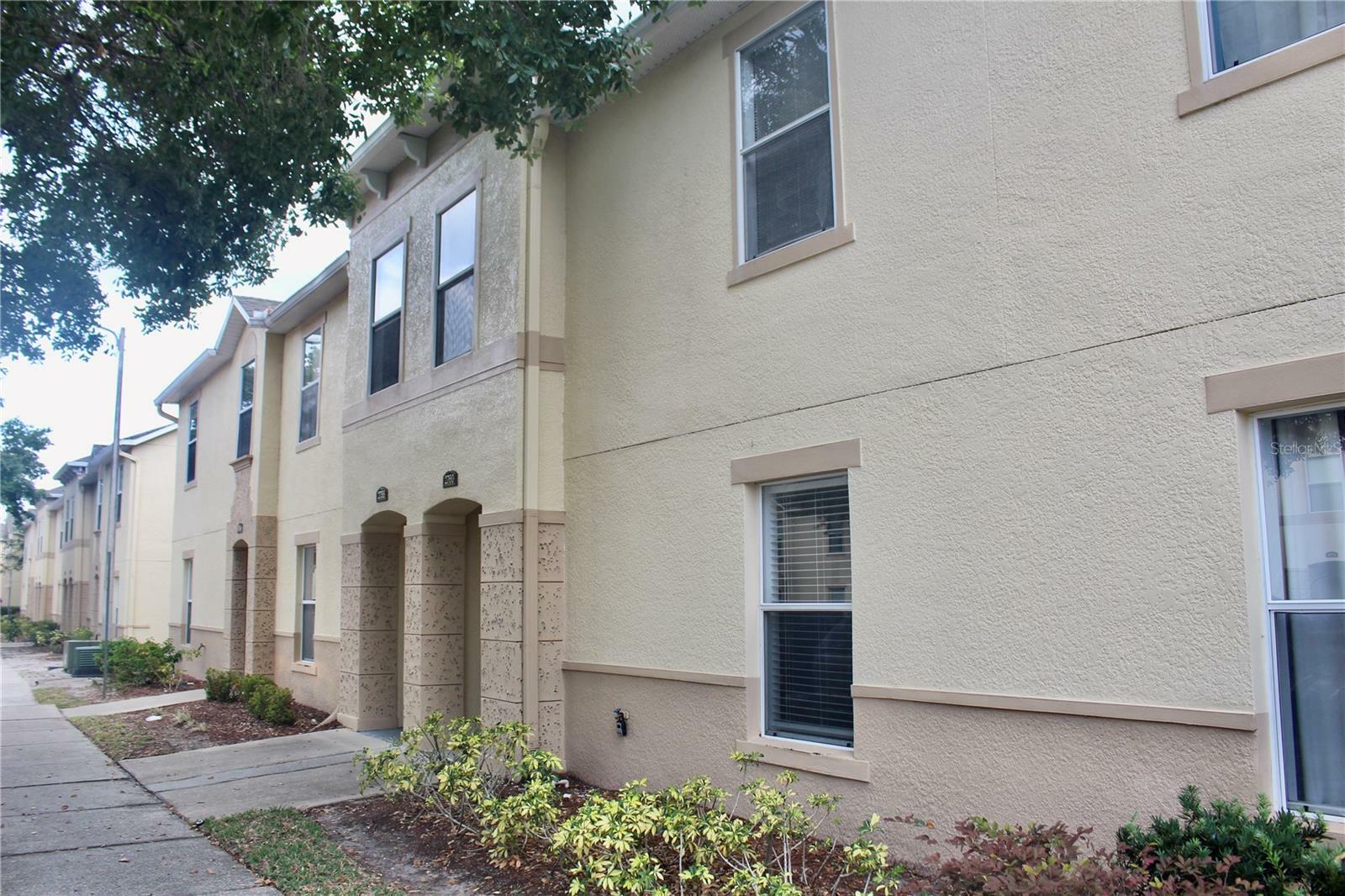 Property Photo: 2760 Club Cortile Circle FL 34746
