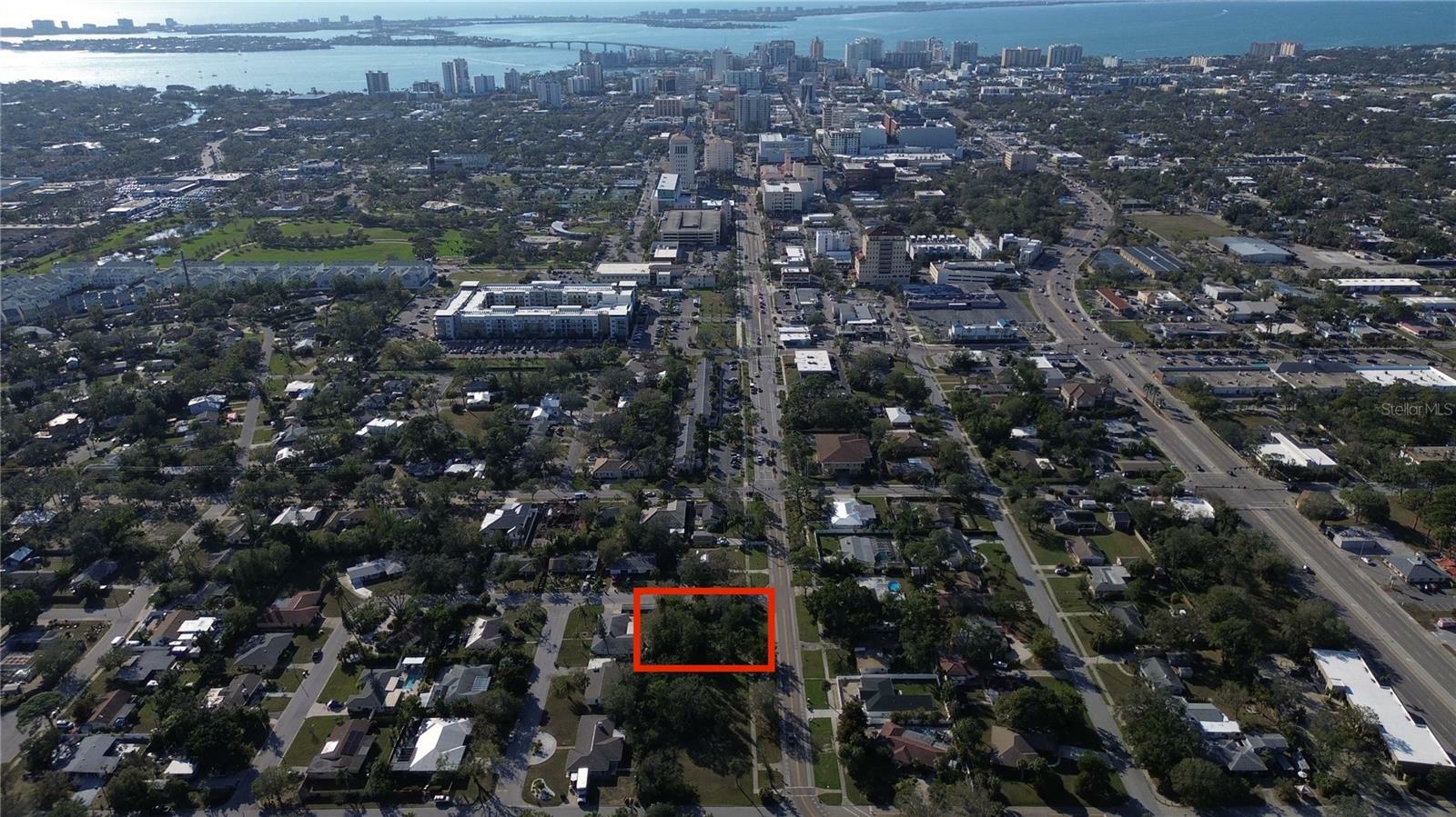 Property Photo:  2450 Ringling Boulevard  FL 34237 