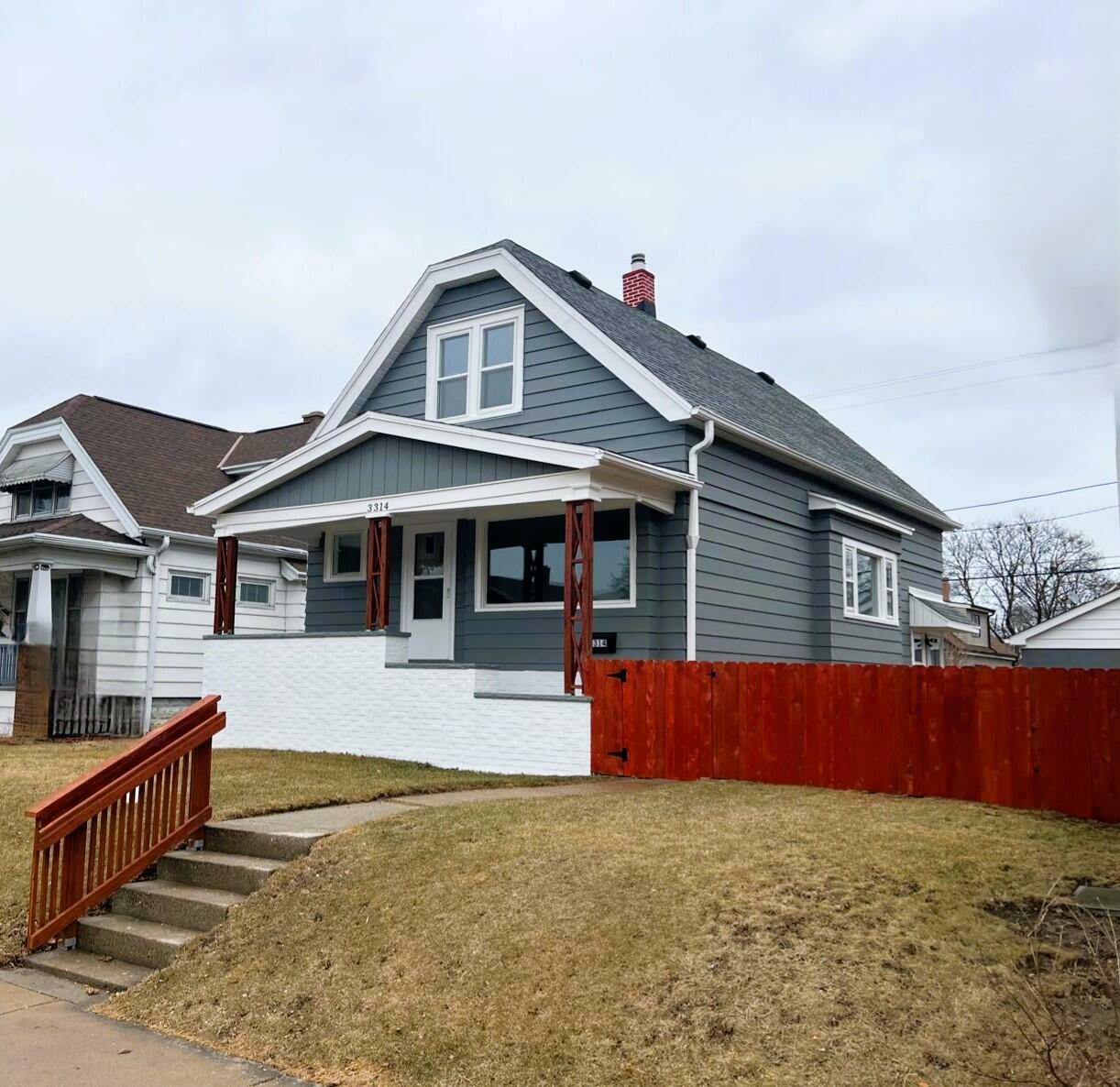 Property Photo:  3314 S 16th St  WI 53215 