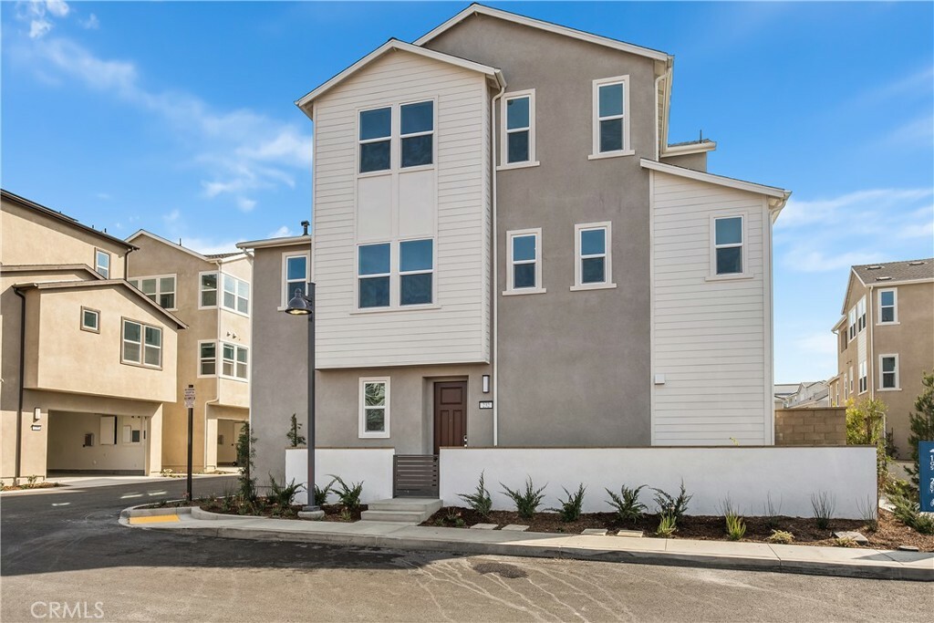 Property Photo: 232 Yerba CA 92618