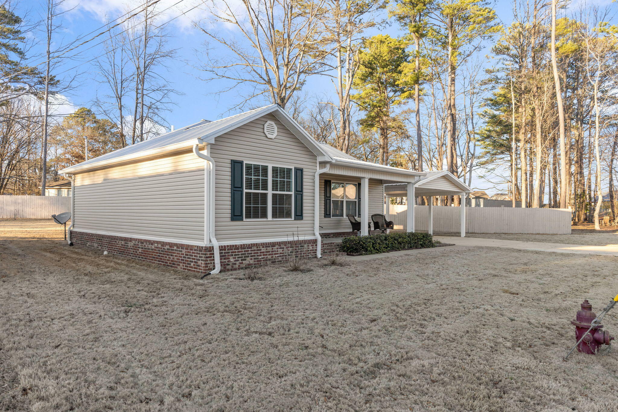 Property Photo:  14 County Road 212  MS 38834 