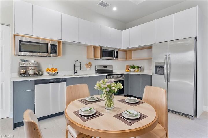 Property Photo:  2894 22 Ave SE  FL 34117 