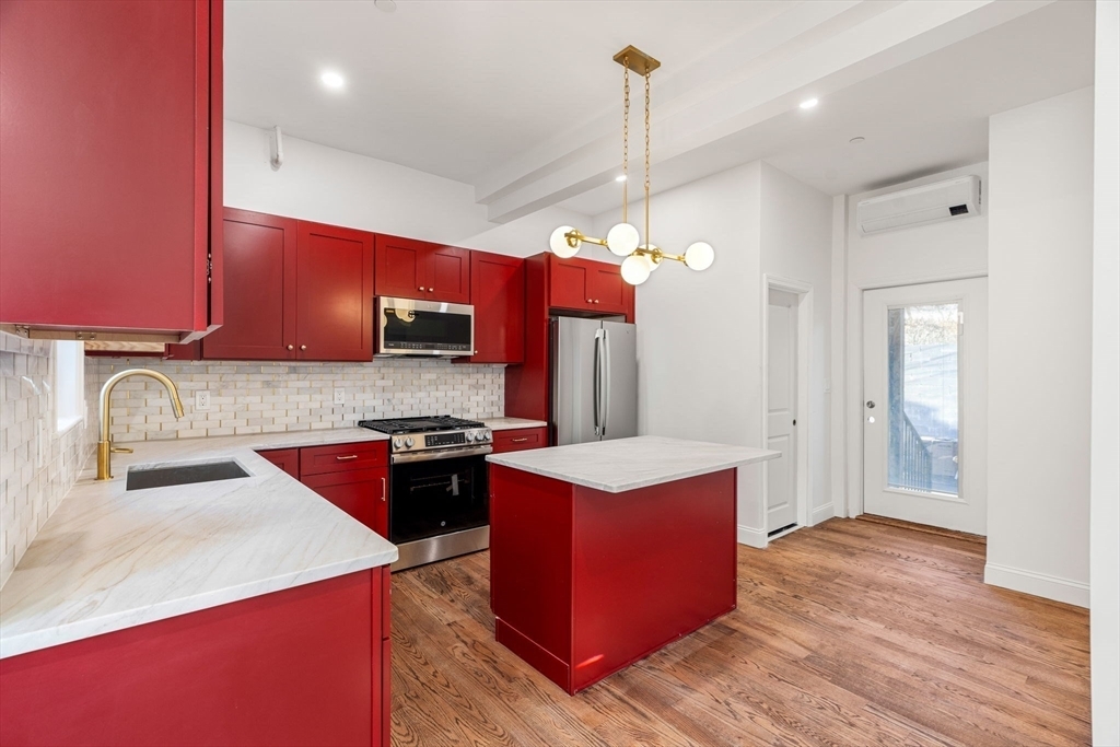 Property Photo:  4 Sargent Street  MA 02125 