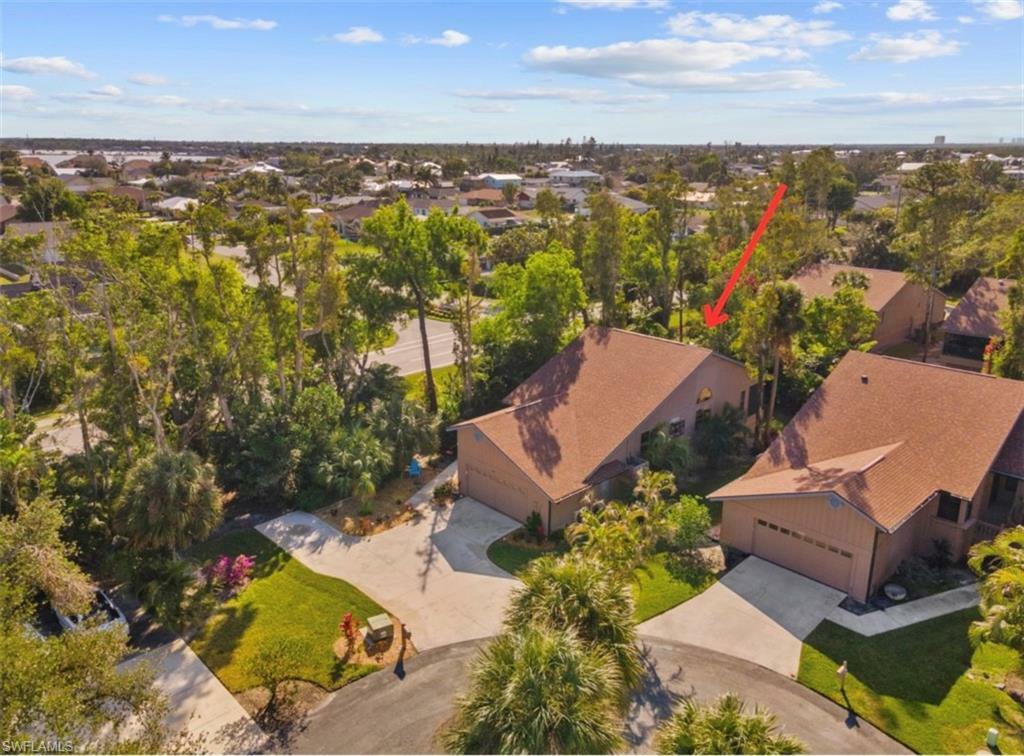 Property Photo: 6601 Rolland Ct FL 33908