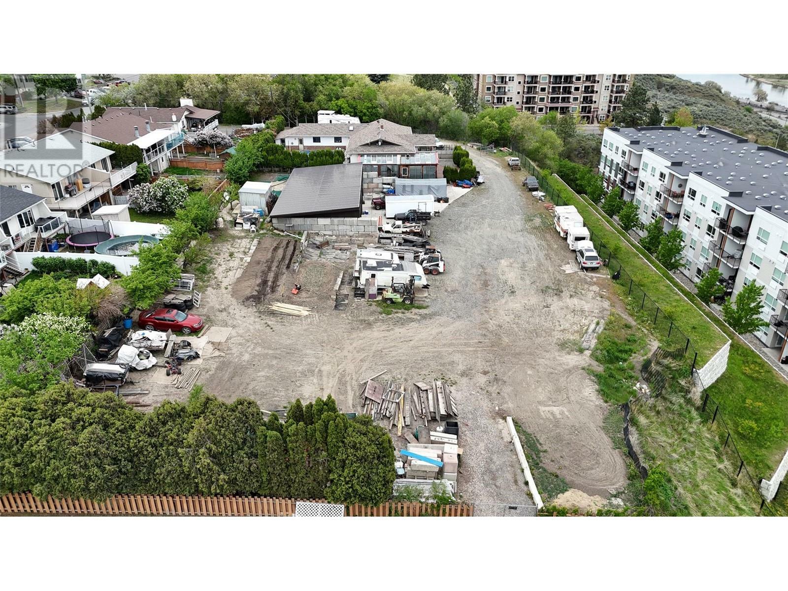Property Photo: 964 Fernie Road BC V2C 1B3