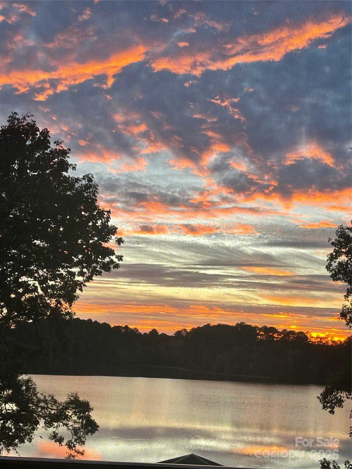 Property Photo:  1879 Wateree Road  SC 29180 