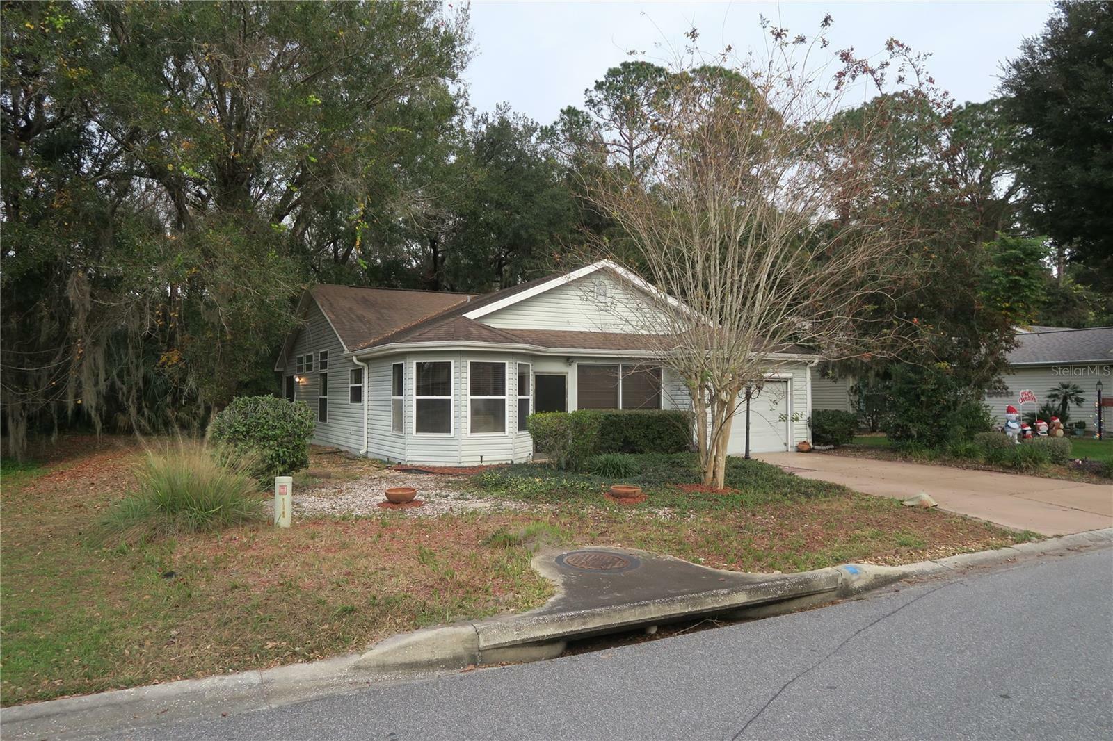 Property Photo:  32512 Oak Park Drive  FL 34748 