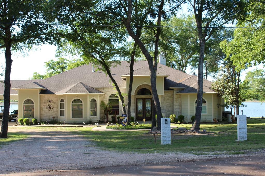 Property Photo: 405 Lcr 737 TX 76687