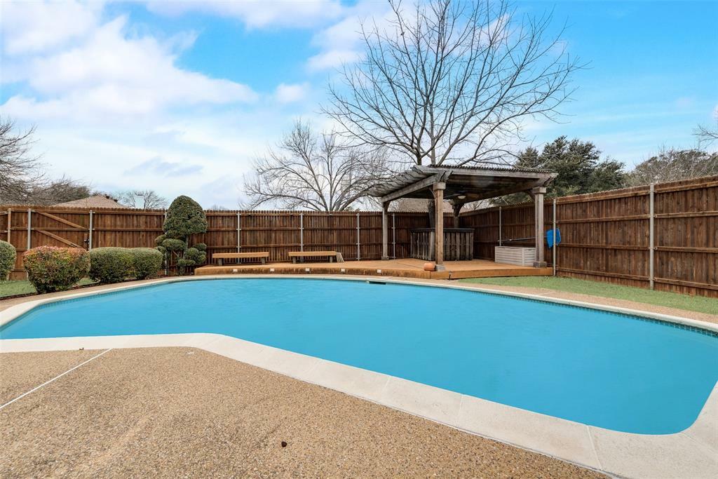 Property Photo:  1723 Cedar Hill Road  TX 75137 