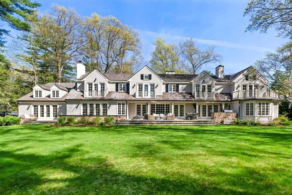 Property Photo: 12 Winding River Circle MA 02482