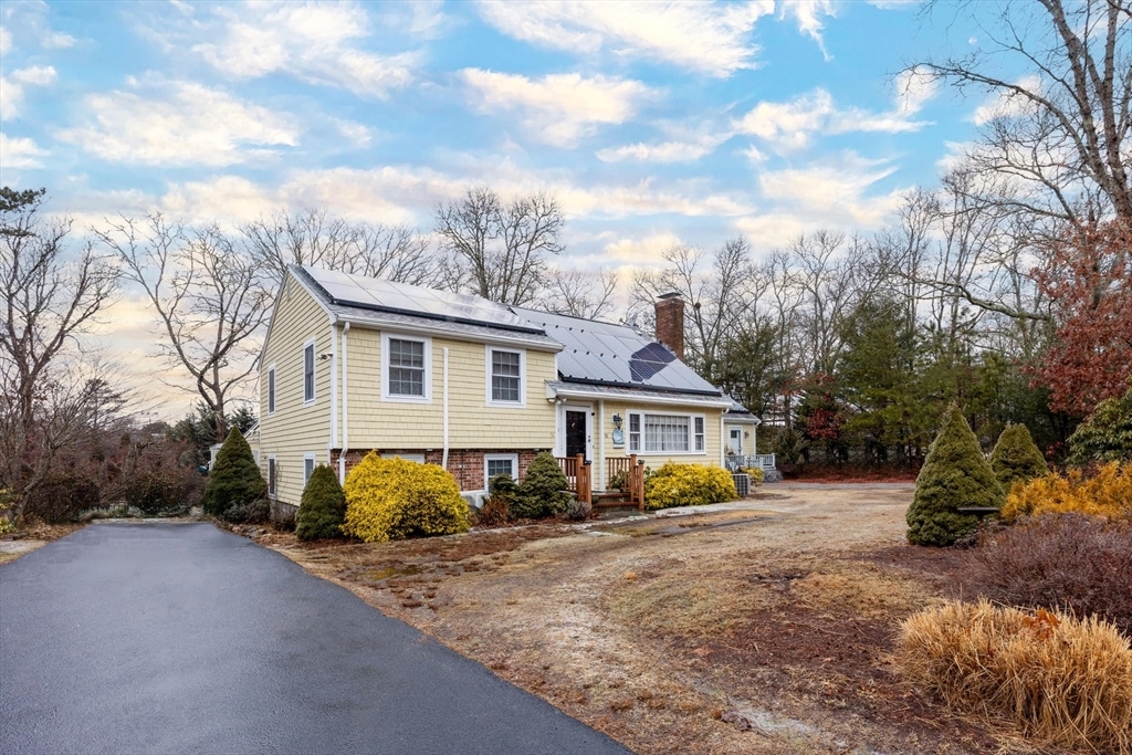 Property Photo:  51 Plum Hollow Road  MA 02536 