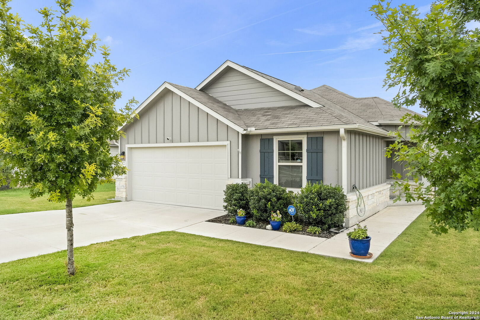 Property Photo: 522 Sand Trail TX 78130
