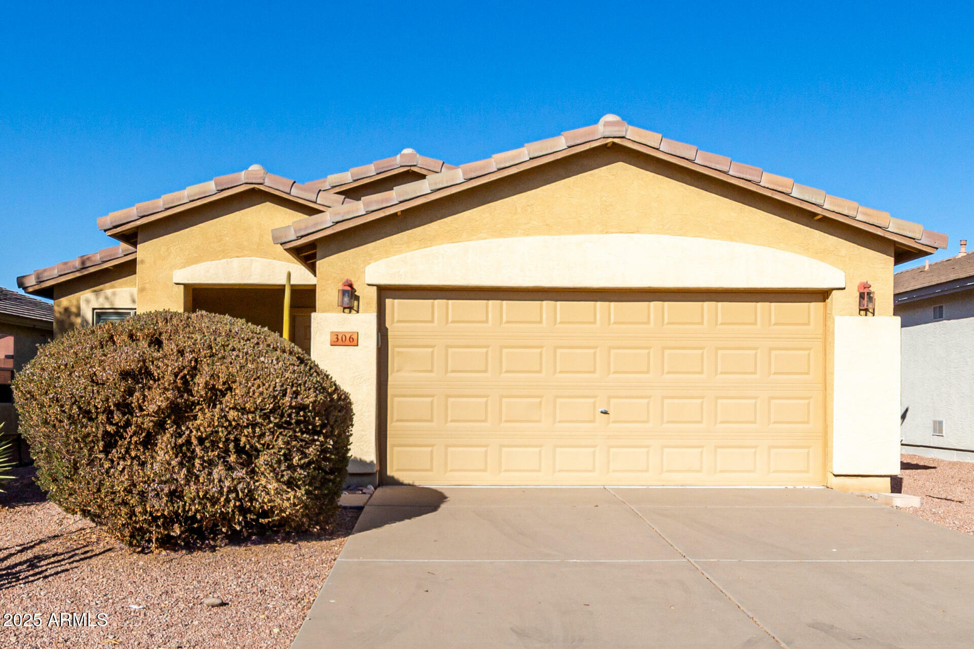 Property Photo:  306 W Angus Road  AZ 85143 