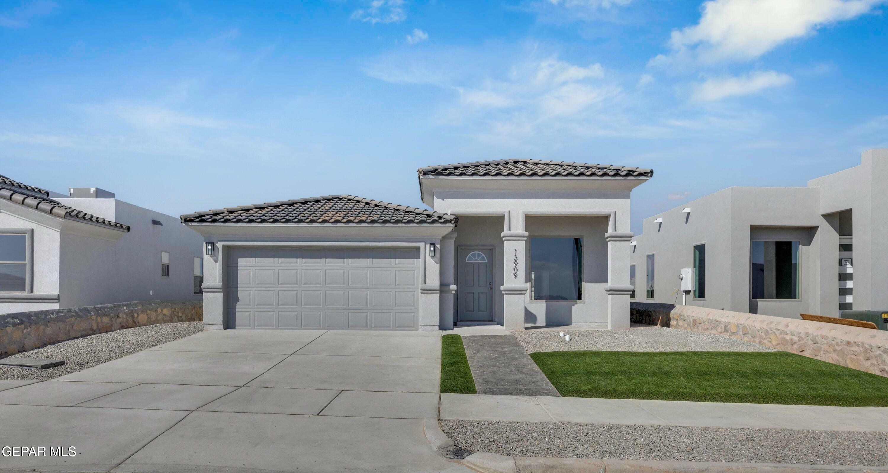 900 Varonen Place  El Paso TX 79928 photo