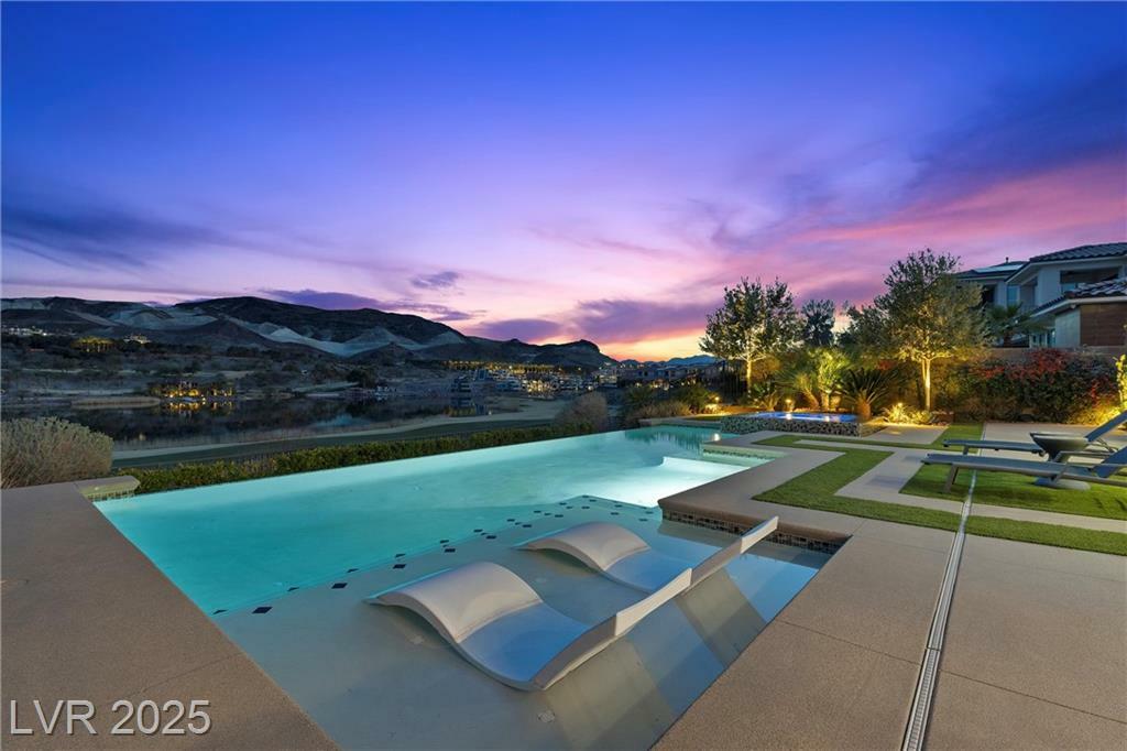 64 Bella Lago Avenue  Henderson NV 89011 photo