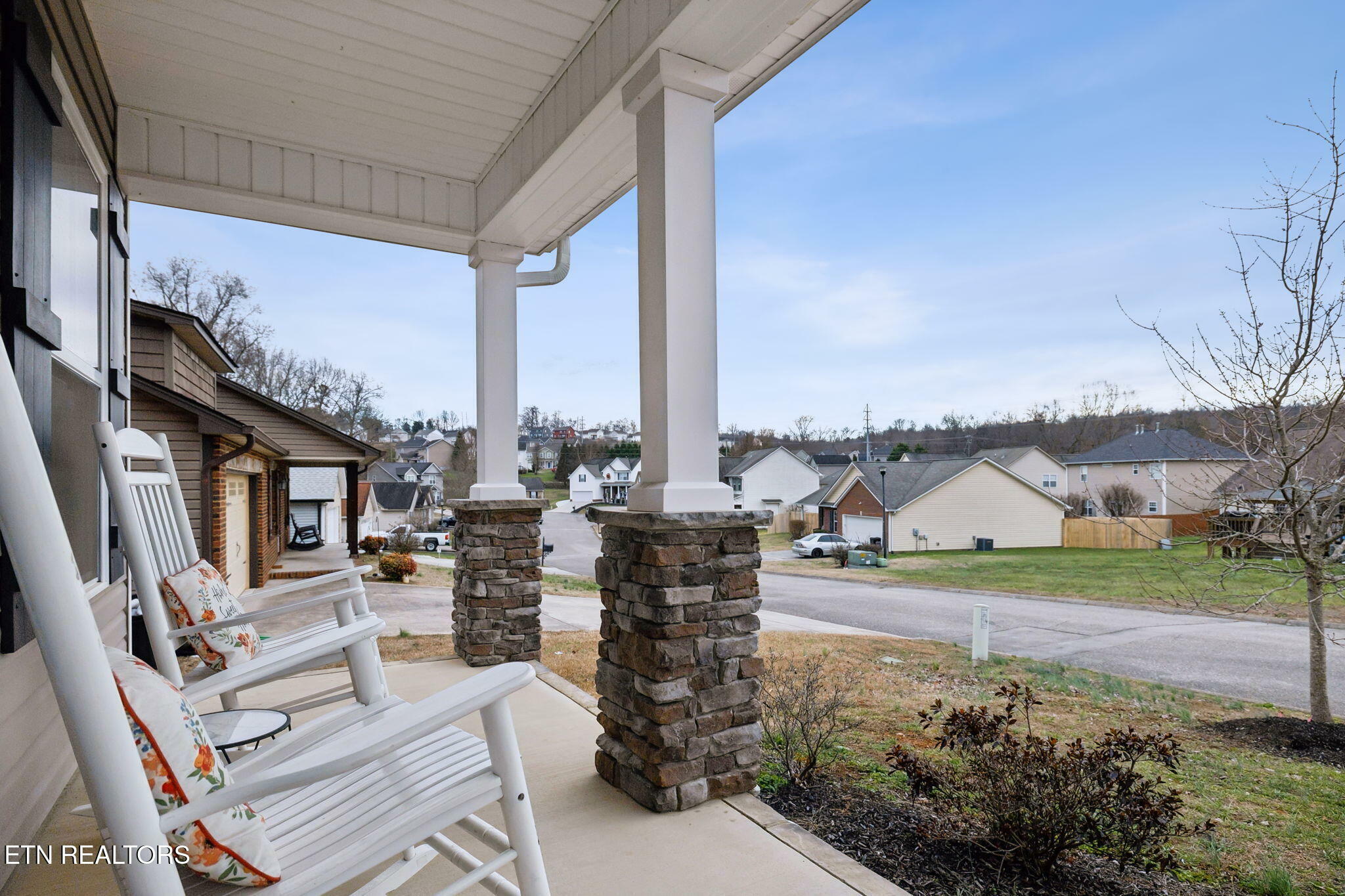 Property Photo:  700 Drakewood Rd  TN 37924 