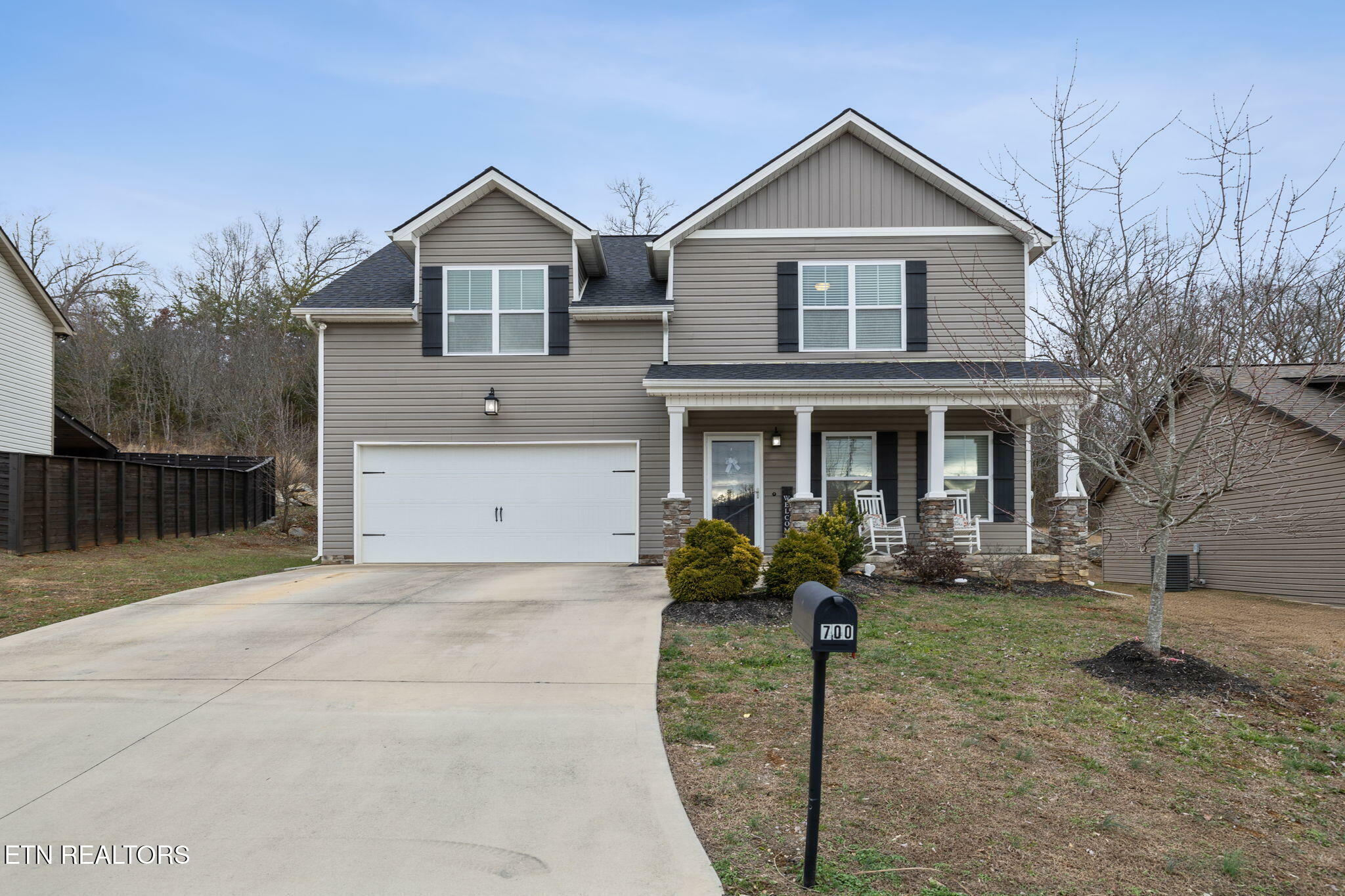 Property Photo:  700 Drakewood Lane  TN 37924 