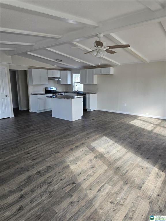 Property Photo:  12 Spruce Court  PA 18014 