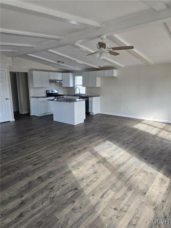 Property Photo: 12 Spruce Court PA 18014