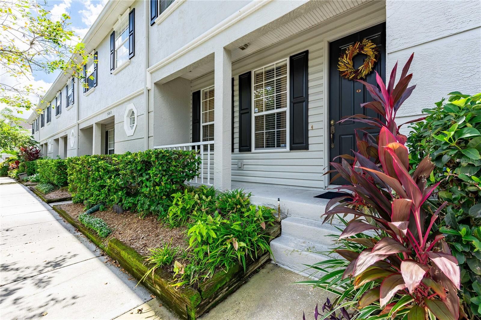 Property Photo:  34846 Teeview Lane  FL 33541 