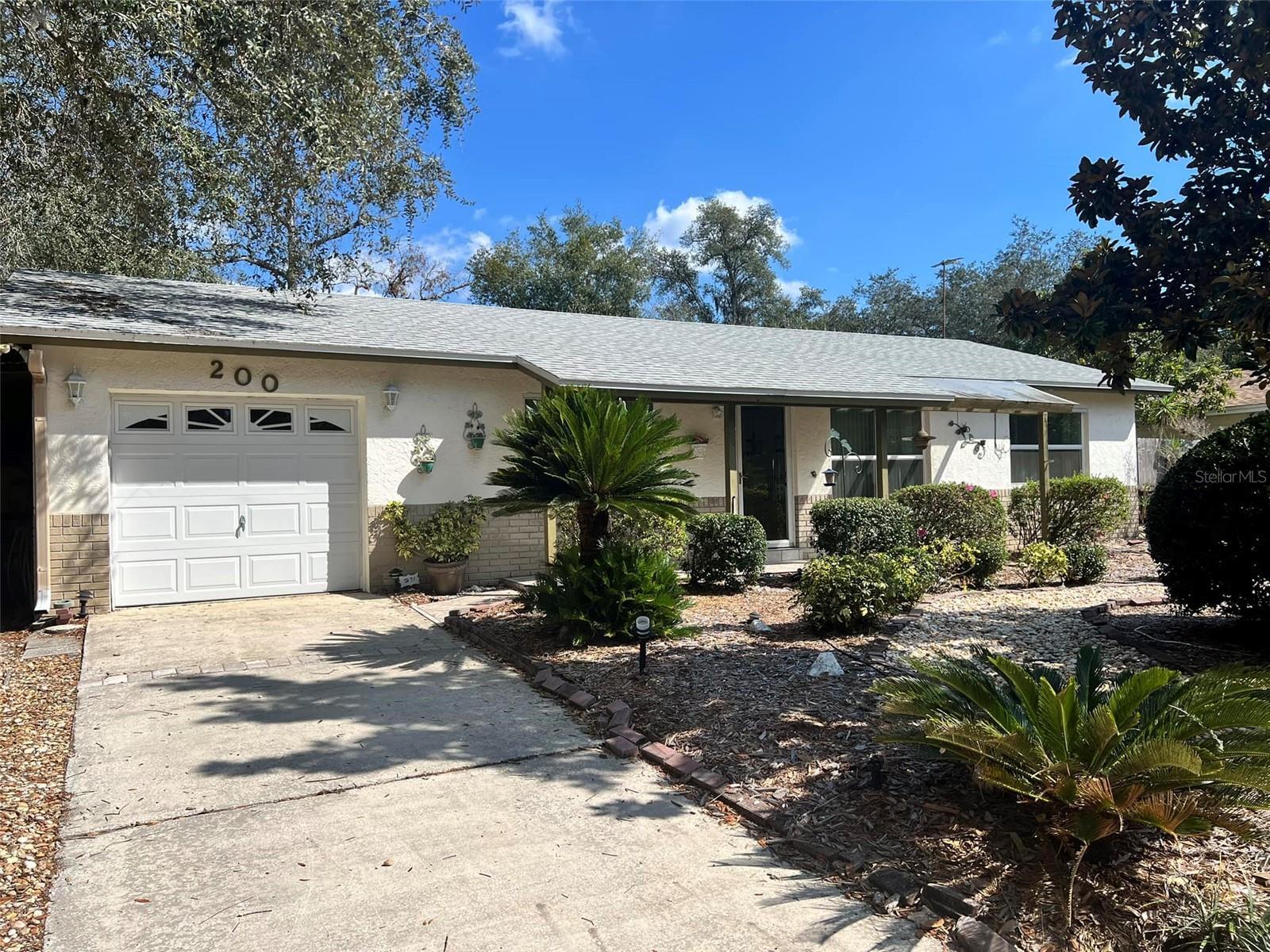 Property Photo: 200 Ventura Drive FL 32773