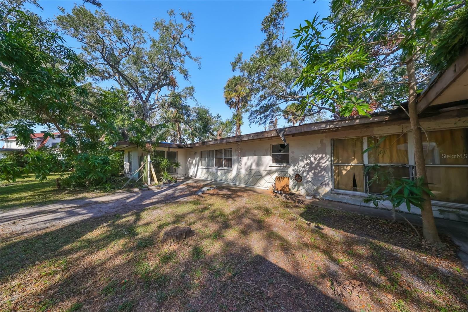 Property Photo:  206 37th Street Court E  FL 34221 