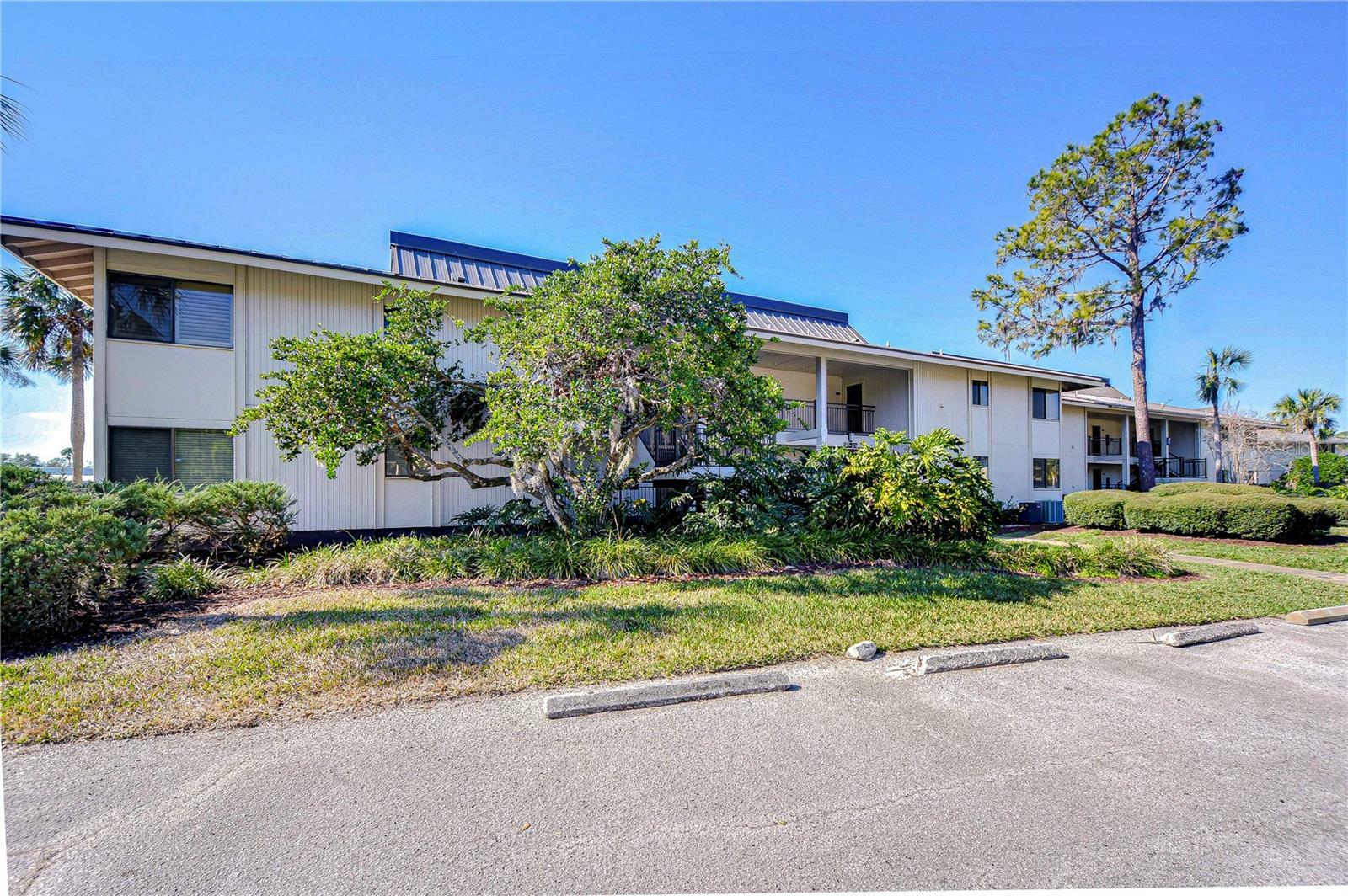 Property Photo:  29230 Bay Hollow Drive 3274  FL 33543 