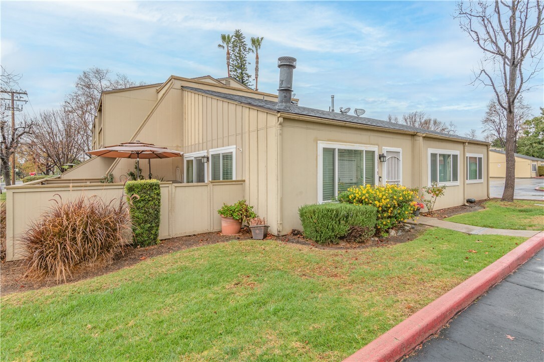 Property Photo:  1499 W Cypress Street B  CA 91773 