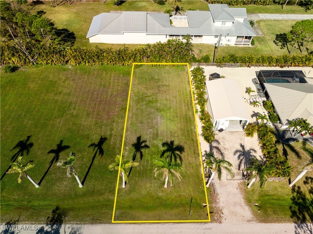 Property Photo:  7322 Pomegranate Drive  FL 33922 