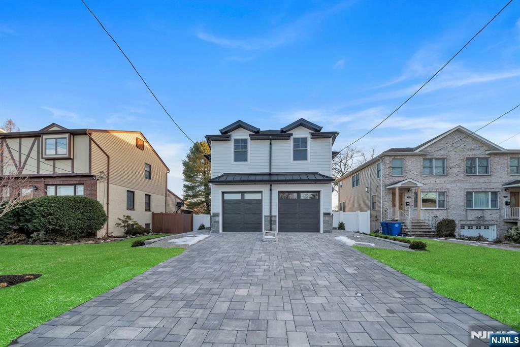 24 Columbus Drive  Tenafly NJ 07670 photo
