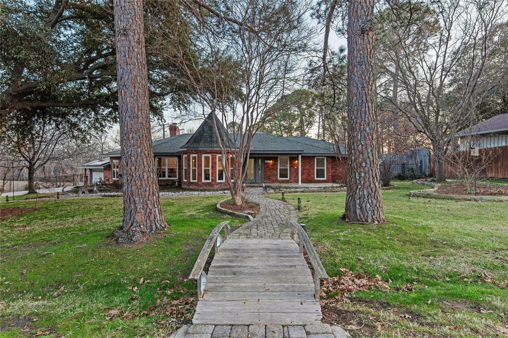 2811 Manchester Lane  Grapevine TX 76051 photo