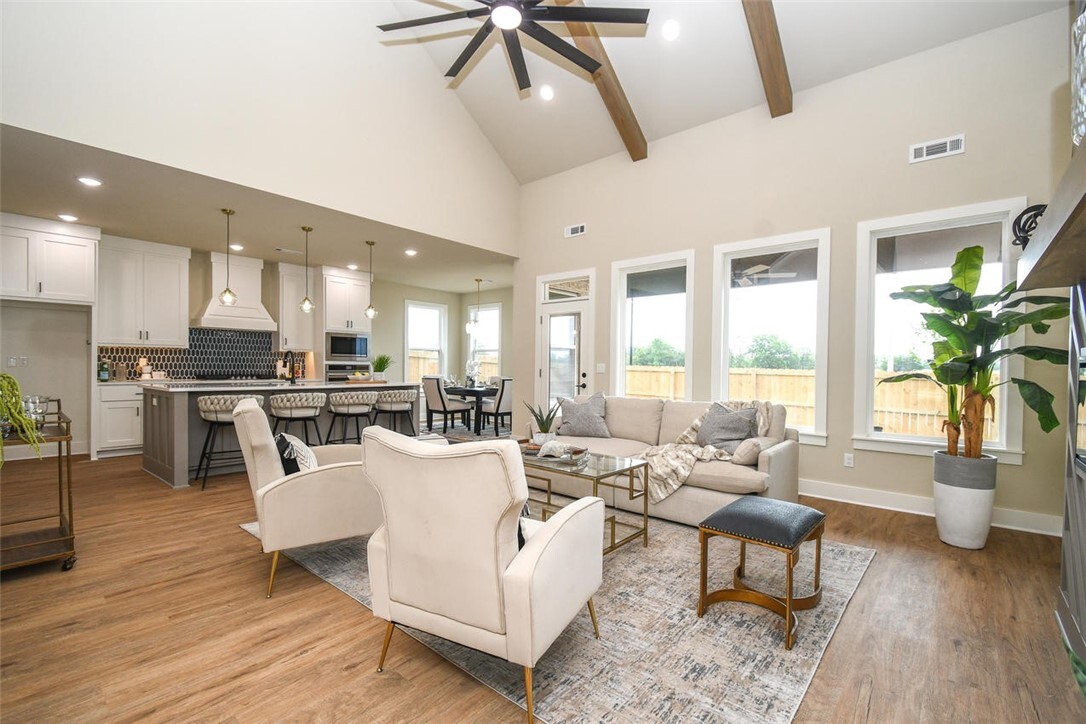 Property Photo: 1850 Momi Street AR 72719