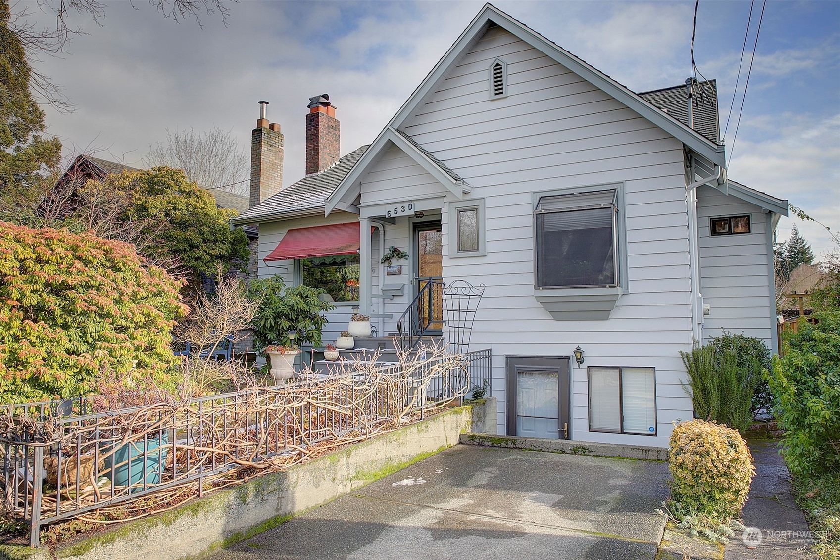 6530  23rd Avenue NE  Seattle WA 98115 photo