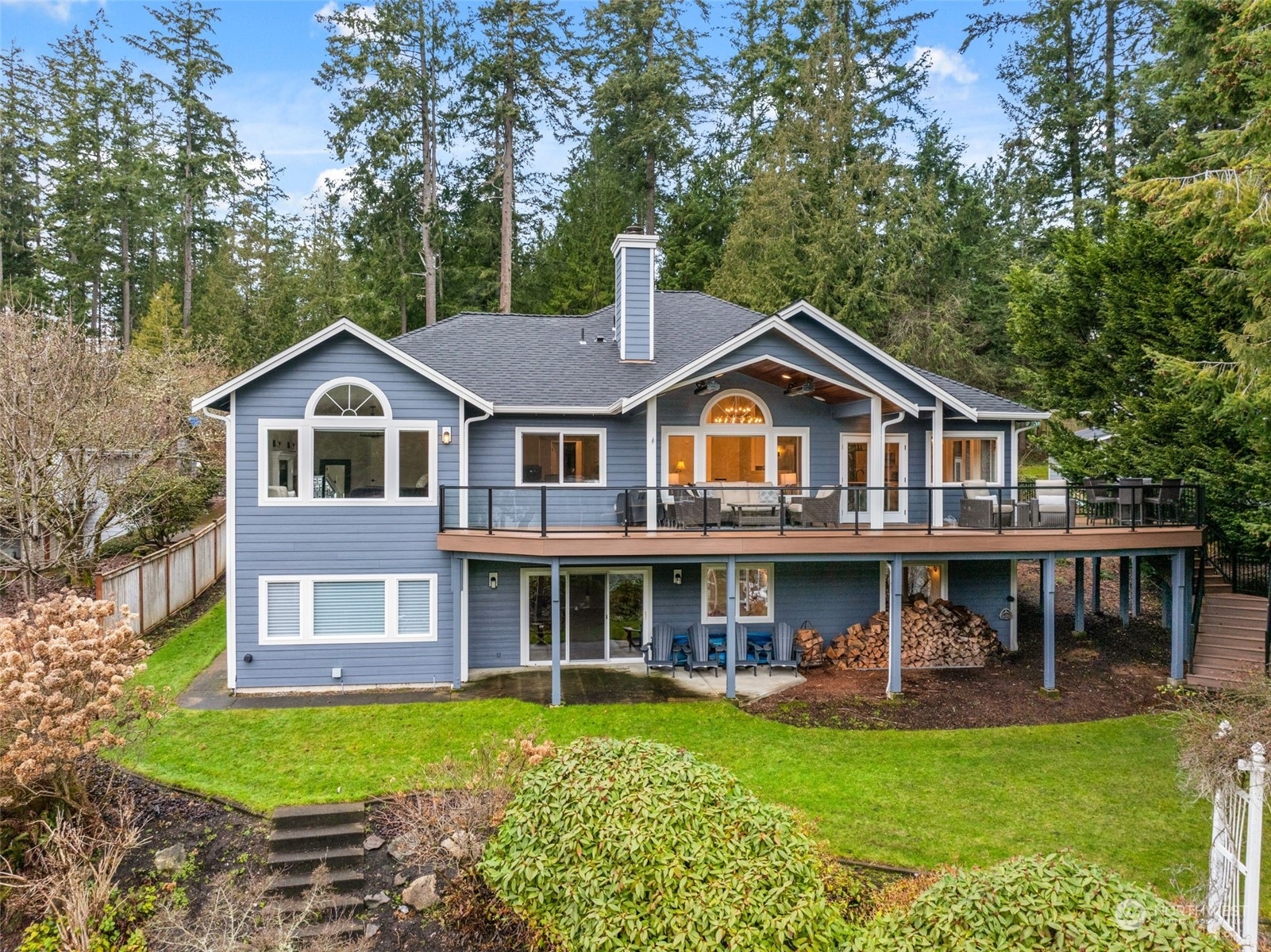 Property Photo:  8825  90th Avenue NW  WA 98332 