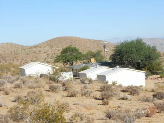 Property Photo: 37416 Oompaul St CA 93528