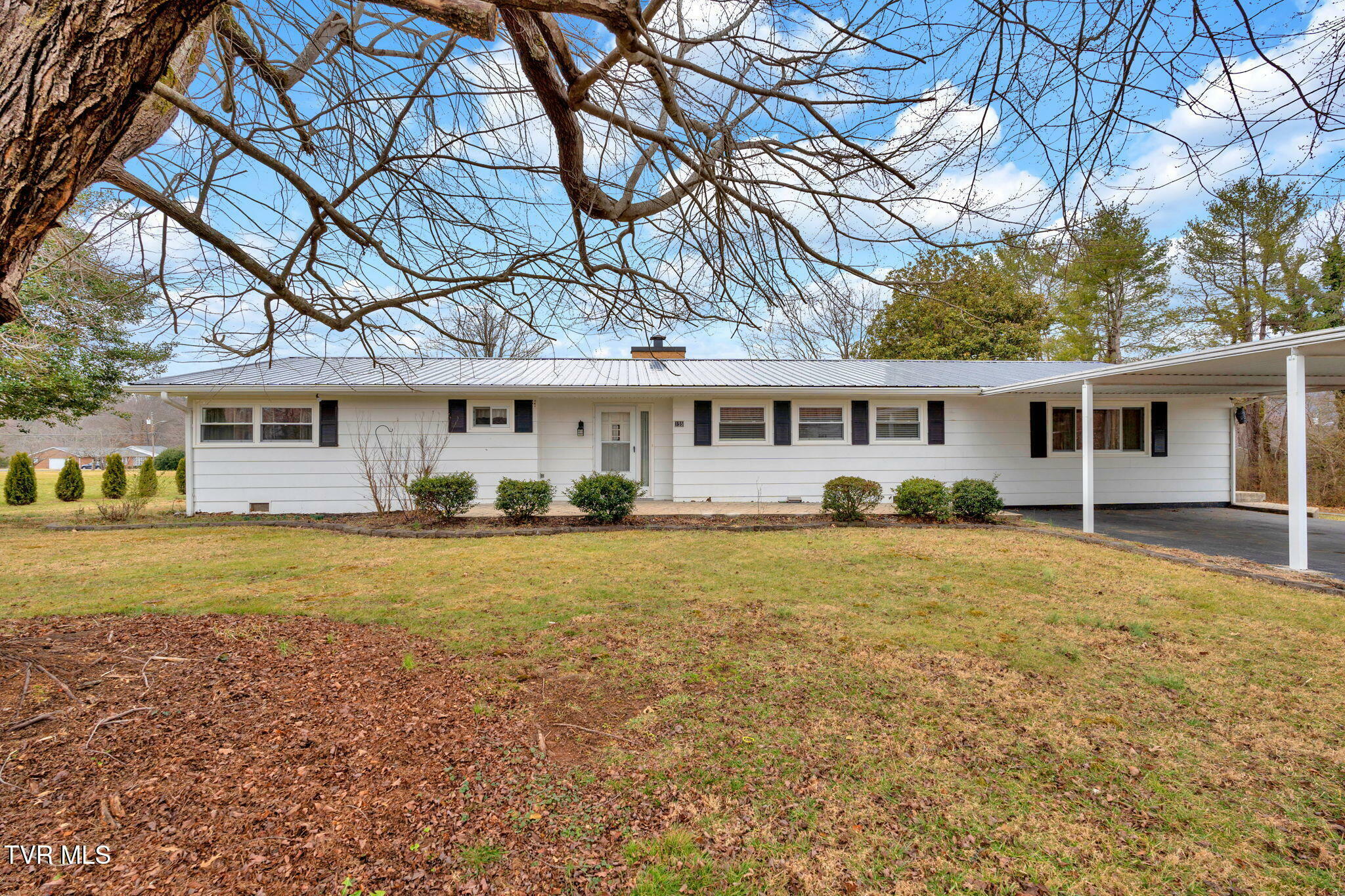 Property Photo:  155 Yelton Avenue  TN 37650 