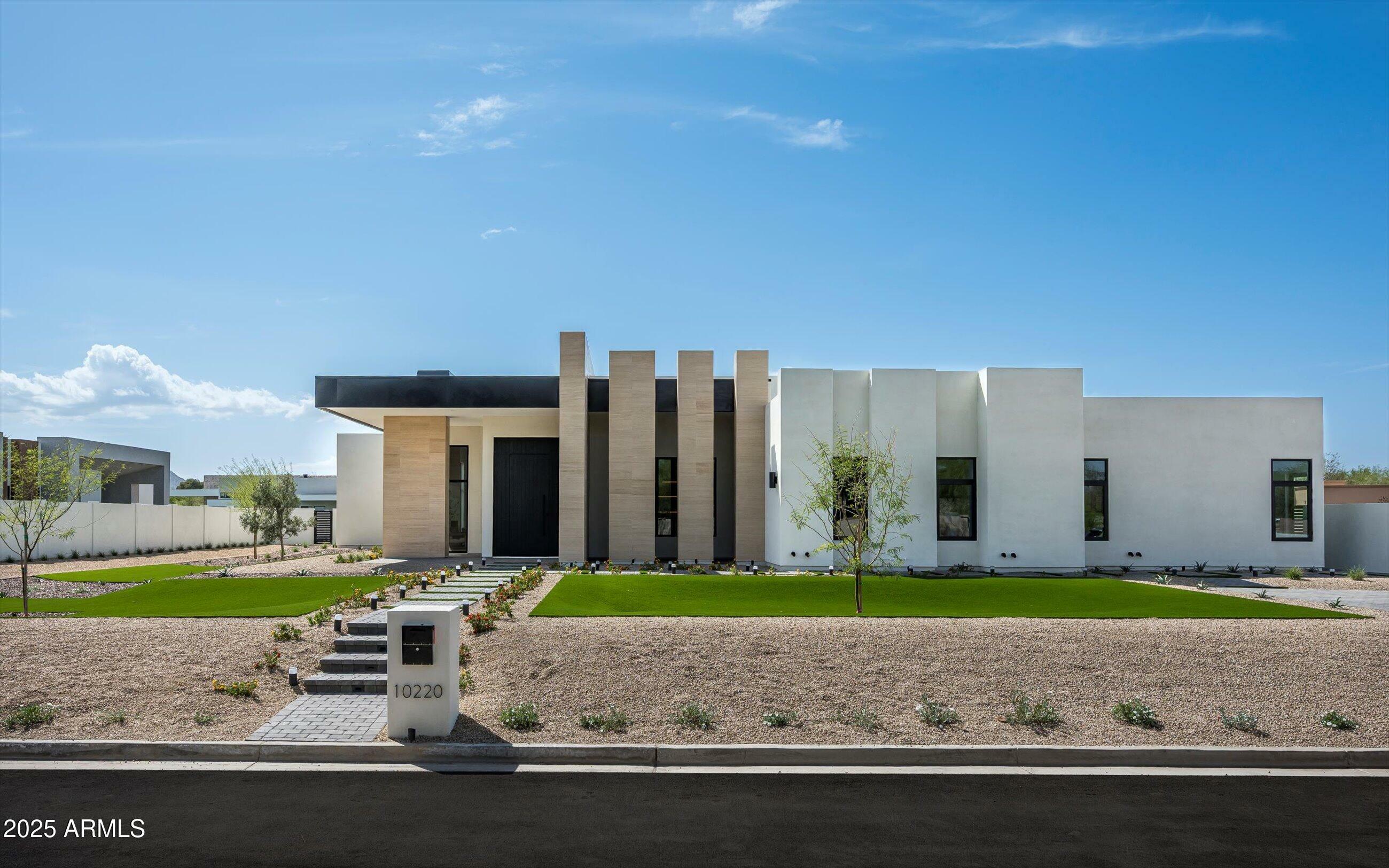 10220 N 66th Street  Paradise Valley AZ 85253 photo