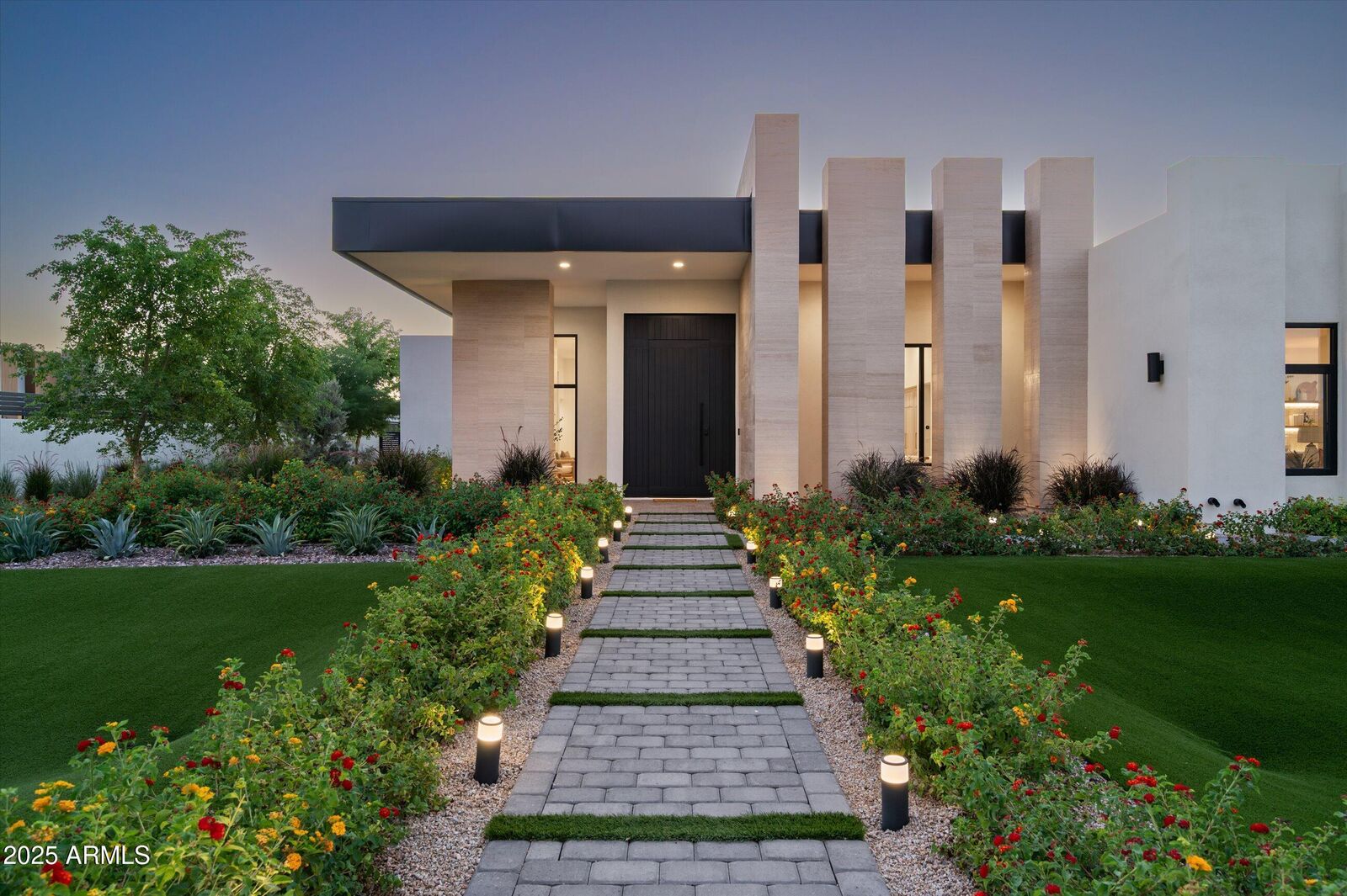 Property Photo:  10220 N 66th Street  AZ 85253 
