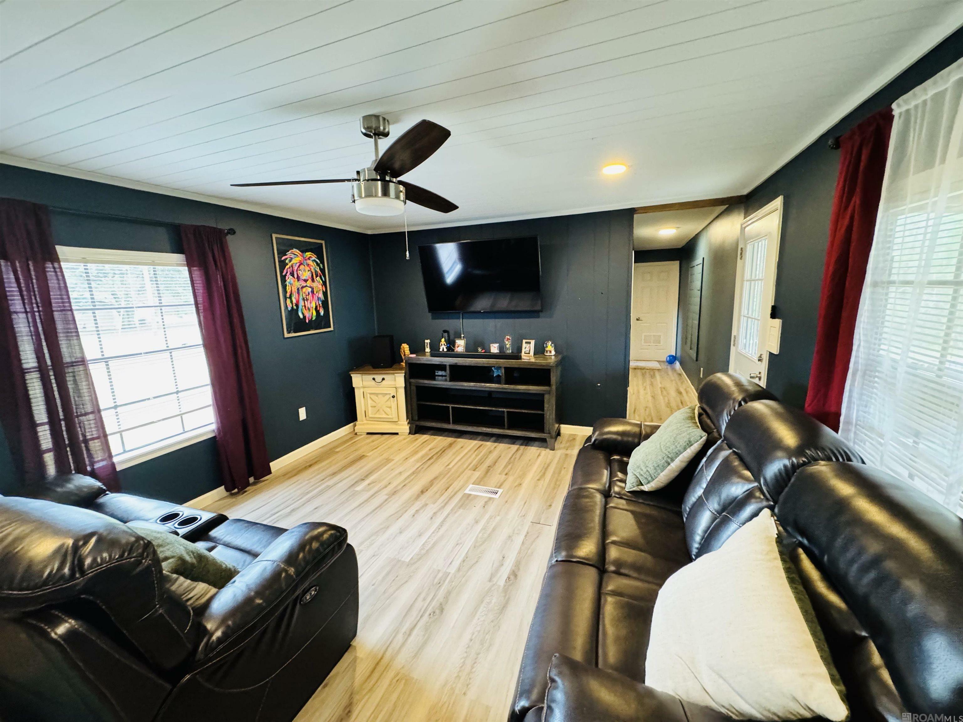 Property Photo: 17440 Bud McMorris Rd LA 70754