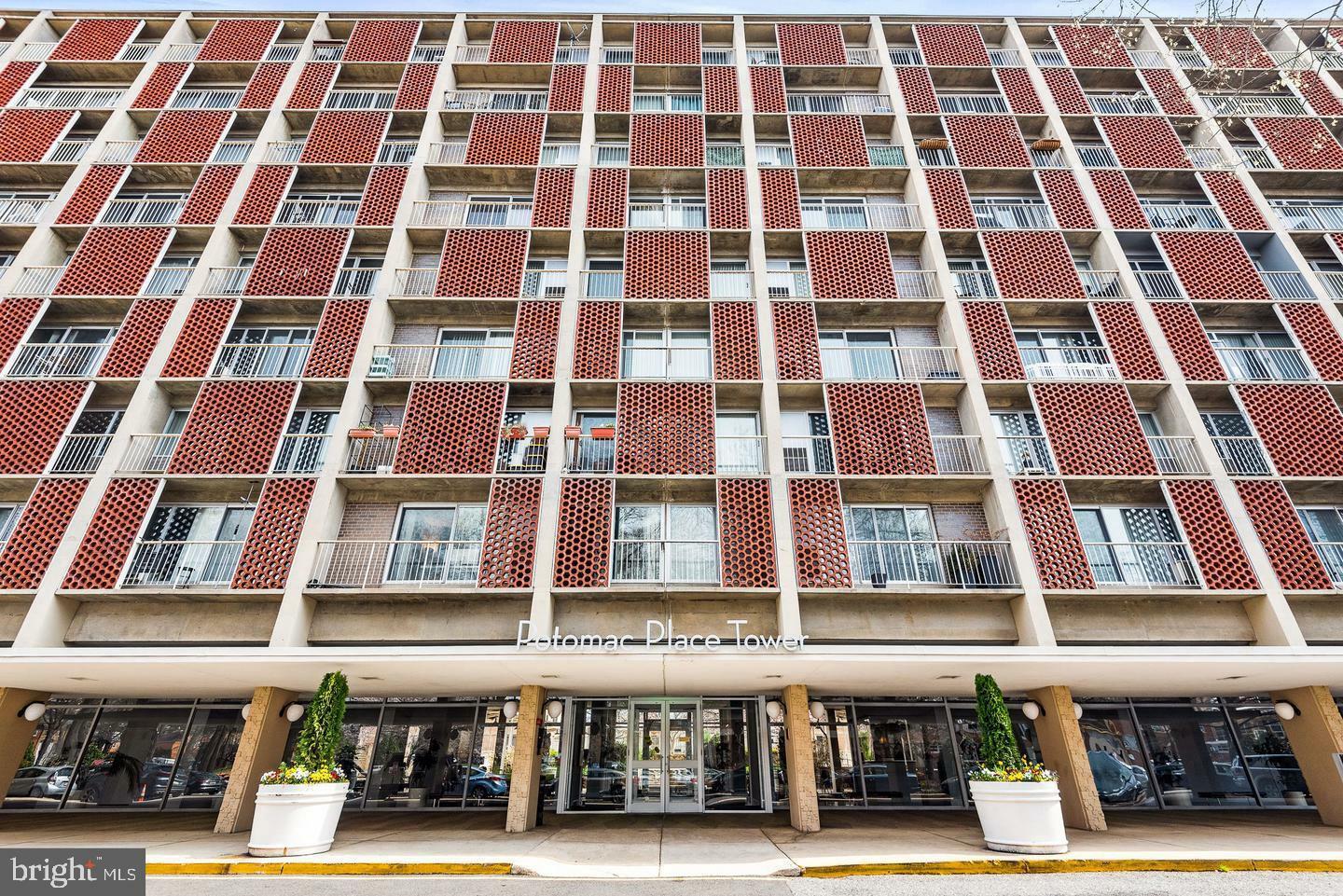 Property Photo: 800 4th Street SW S313 DC 20024
