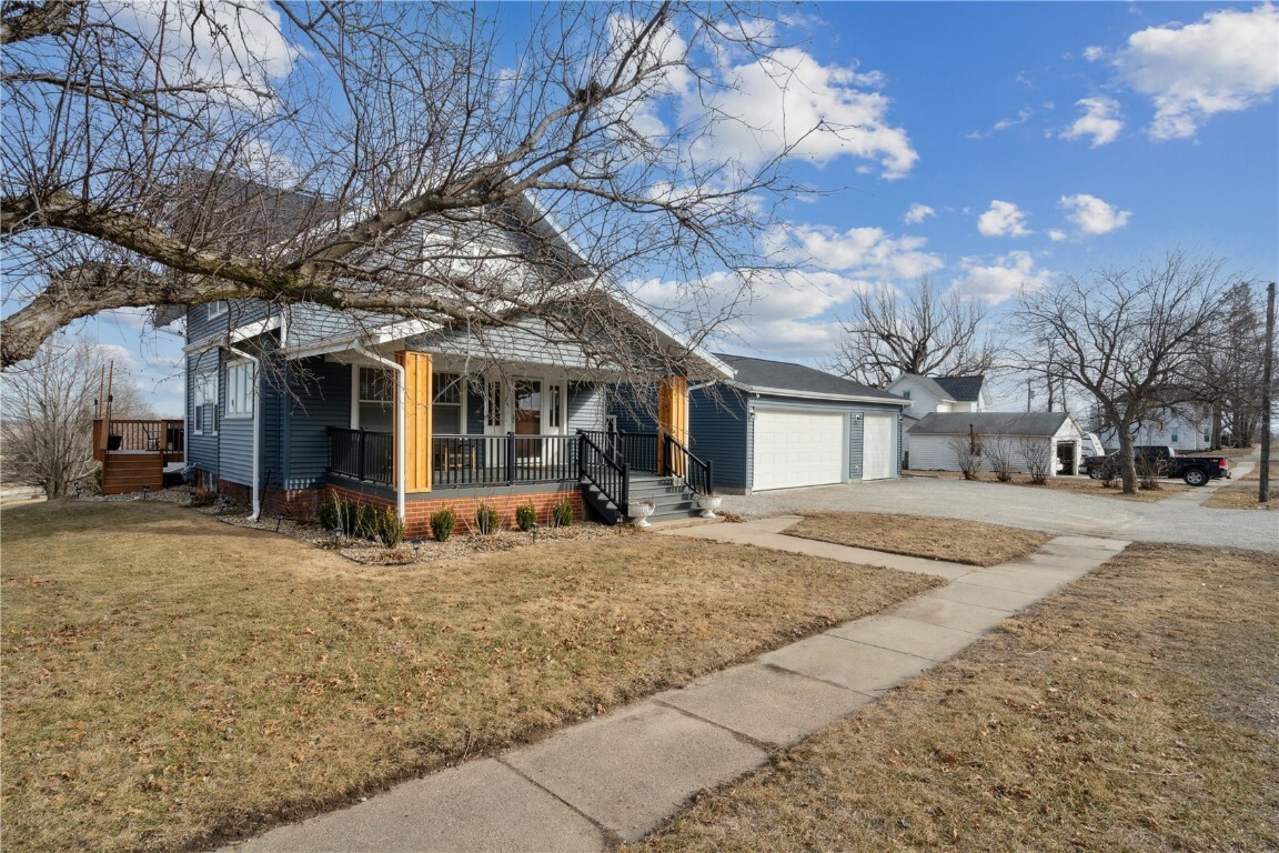 Property Photo:  308 Main Street  IA 52318 