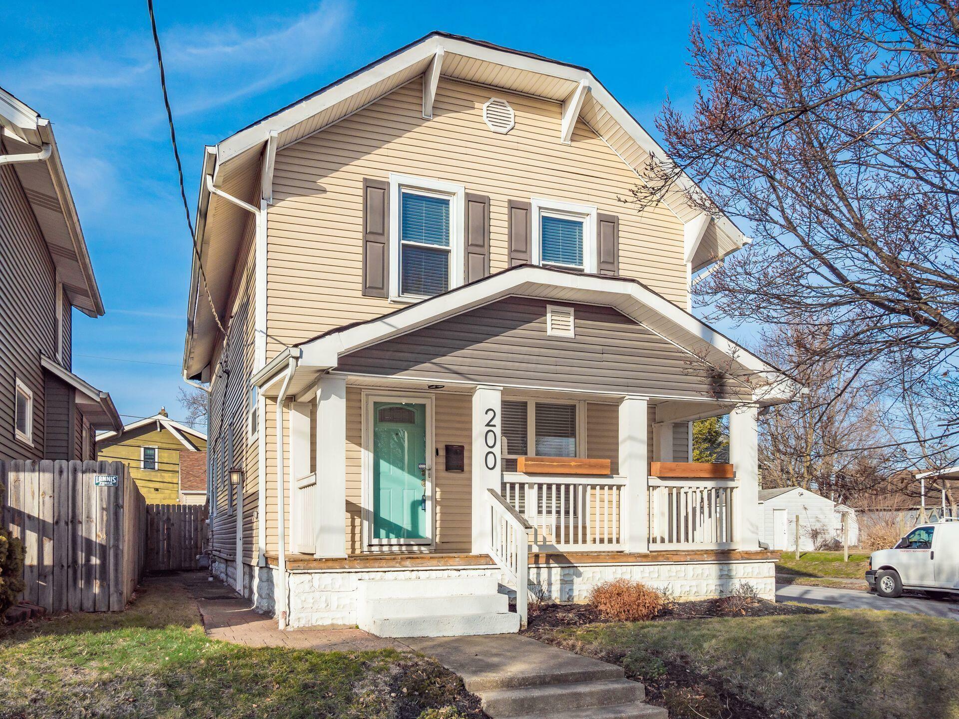 Property Photo:  200 E Jenkins Avenue  OH 43207 