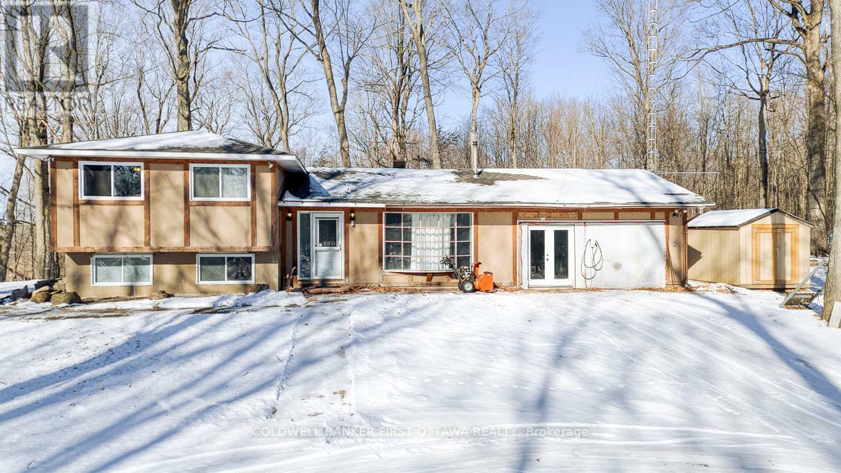 Property Photo:  739 Scotch Corners Road  ON K7C 3P1 