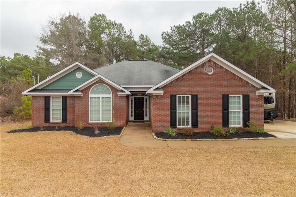 Property Photo: 56 Camp Parkman Rd AL 36869